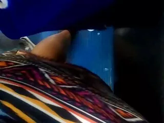 Horny TS Chanel fucks მისი ჩამოკიდებული კლიენტი