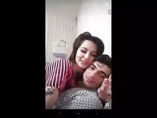 მე მაიძულებ რომ თქვათ ომგ, ასე იცეკვე